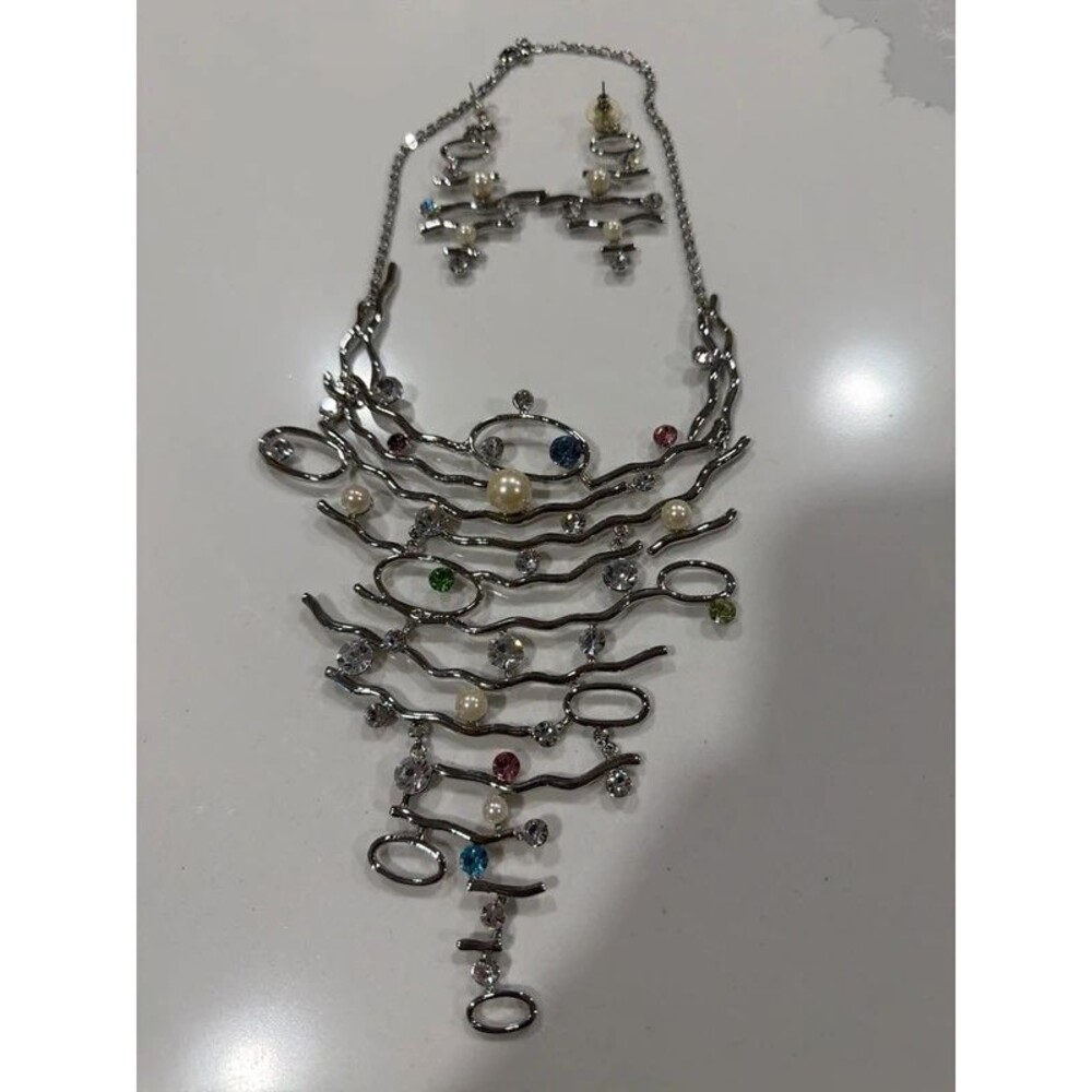 Unique Statement Costume Necklace Rhinestone Pearl Earrings